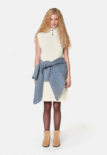 Вязаное платье