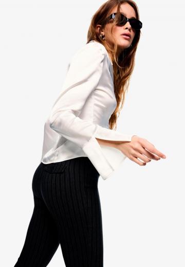 Атласная блузка