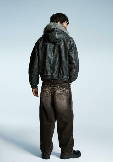 Прямые джинсы