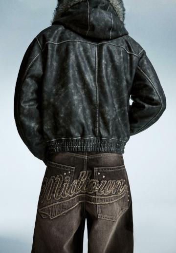 Прямые джинсы