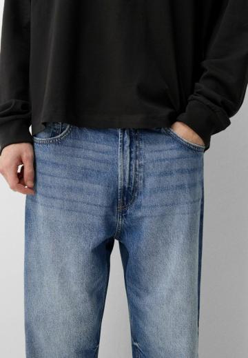 Свободные джинсы