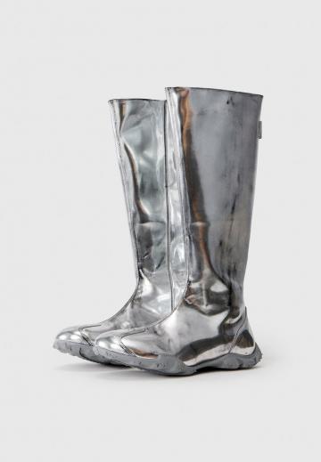 Зимние ботинки