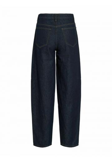 Свободные джинсы