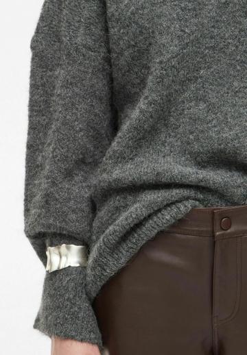 Длинный пуловер