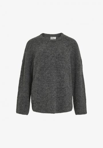 Длинный пуловер