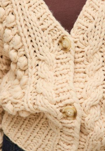 Вязаная кофта
