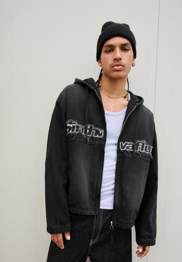 Джинсовая куртка