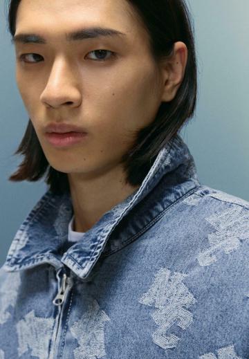 Джинсовая куртка