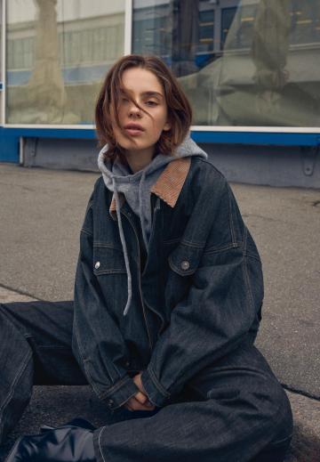 Джинсовая куртка