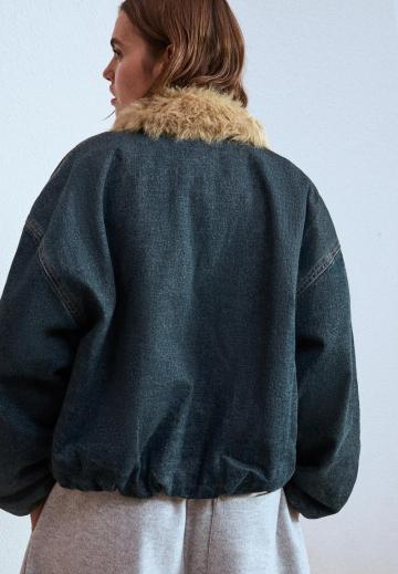 Джинсовая куртка