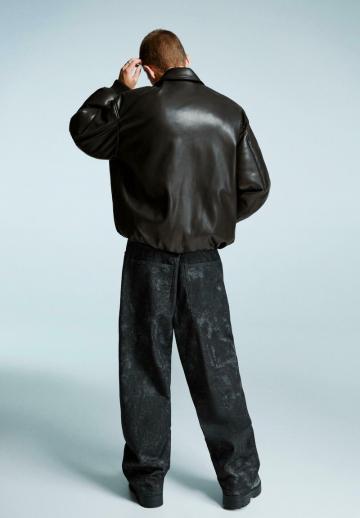 Кожаная куртка