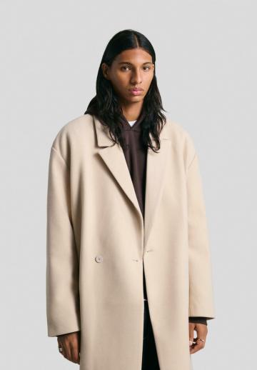 Шерстяное пальто