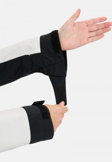 Спортивная куртка