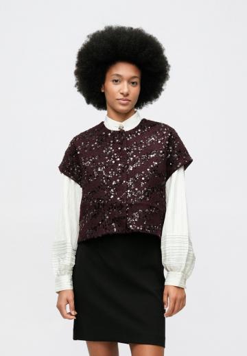 Короткая куртка