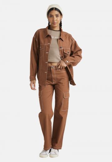 Куртка с накладнымит карманами