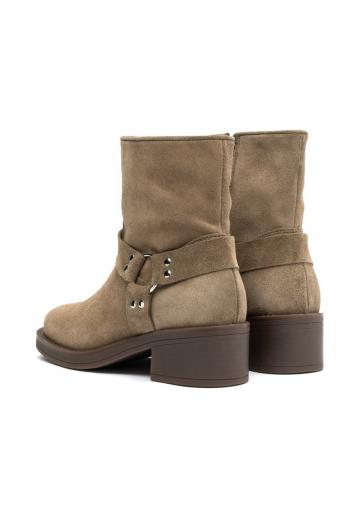 Ковбойские сапоги