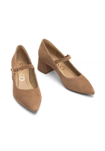 Туфли с ремешком