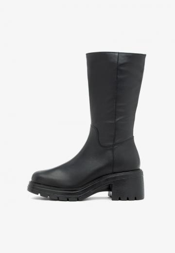 Полусапожки на платформе