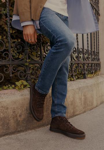 Ботинки на шнуровке