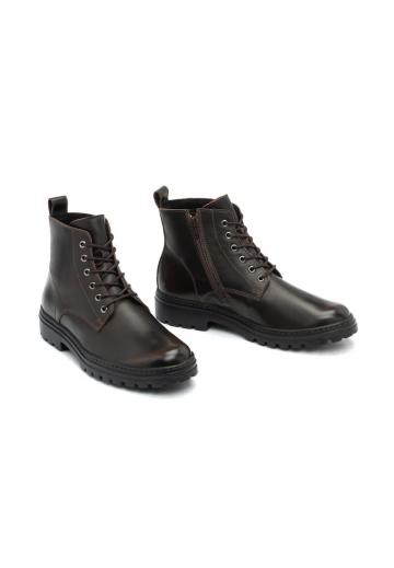 Ботинки на шнуровке