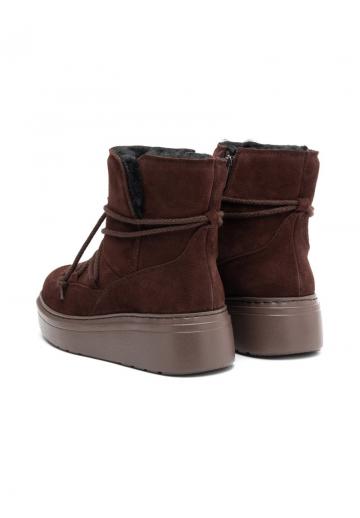 Сапожки на танкетке