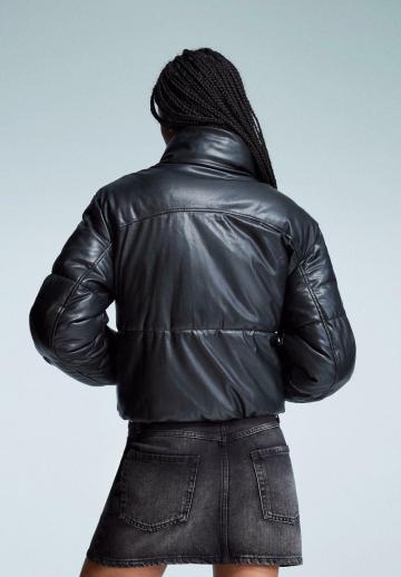 Короткая куртка