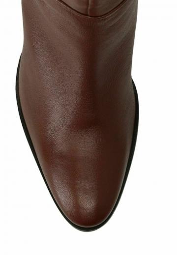 Высокие сапоги