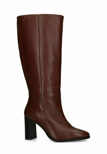 Высокие сапоги