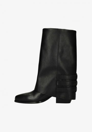 Ковбойские сапоги