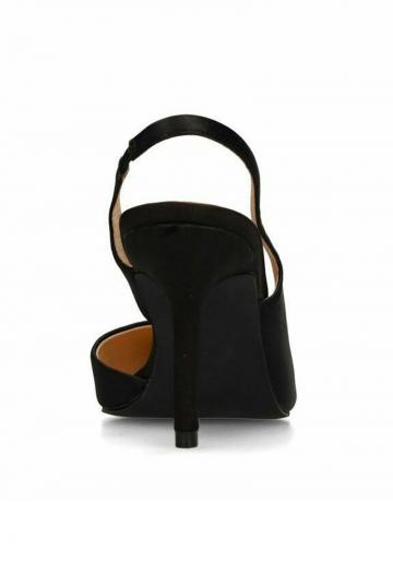 Туфли на высоком каблуке