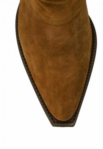 Ботинки на шнуровке