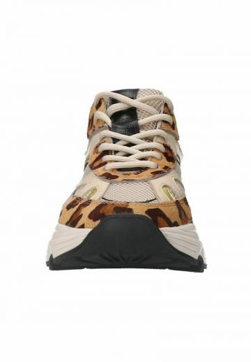 Гандбольные кроссовки