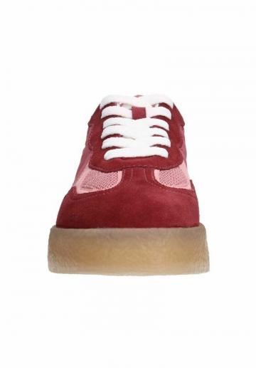 Гандбольные кроссовки