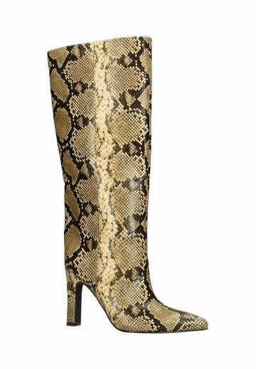 Высокие сапоги