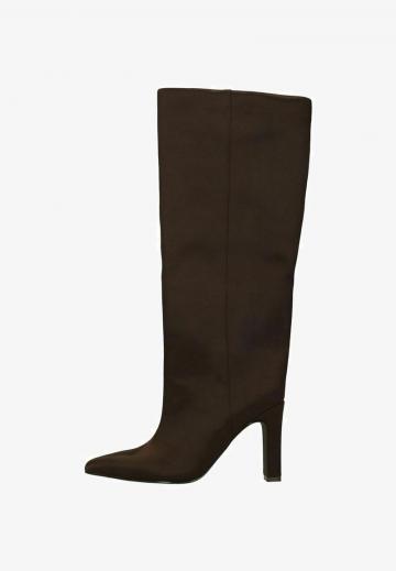 Высокие сапоги