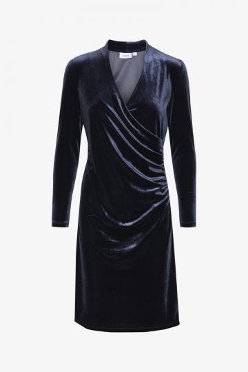 Платье футляр