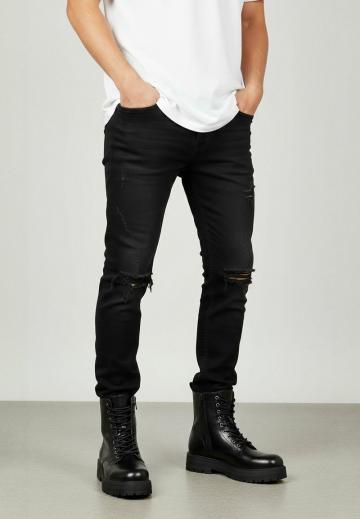 Ботинки на шнуровке