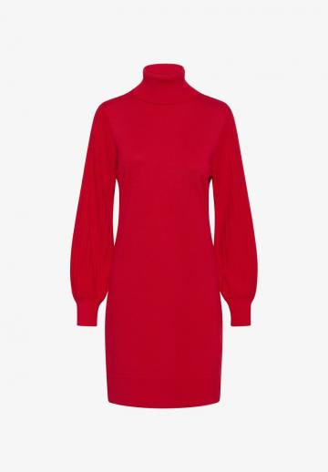 Вязаное платье