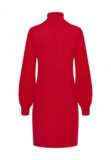 Вязаное платье