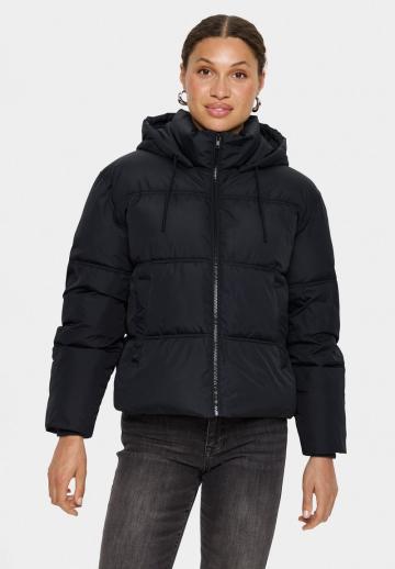 Короткая куртка