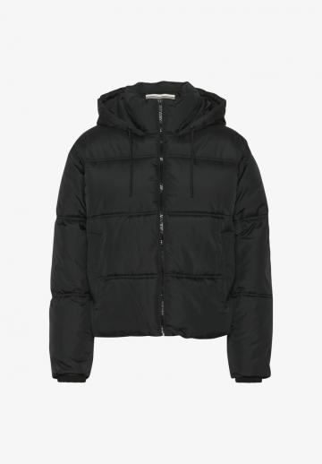 Короткая куртка