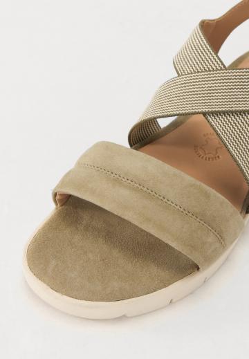 Гандбольные кроссовки