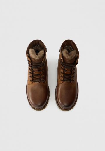 Зимние ботинки