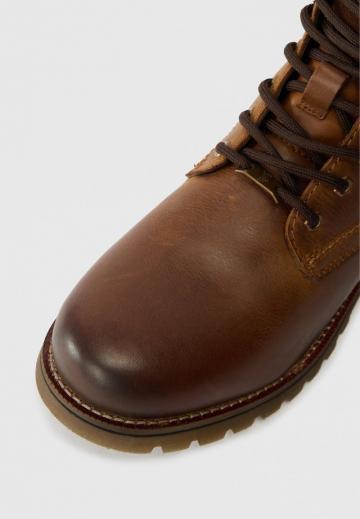 Зимние ботинки