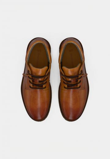 Ботинки на шнуровке