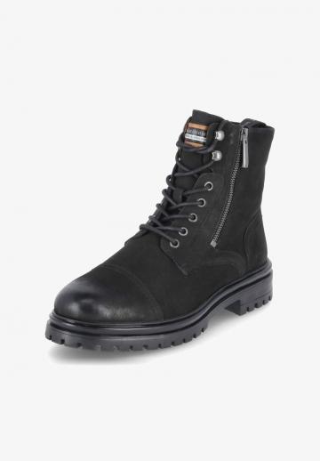 Ботинки на шнуровке