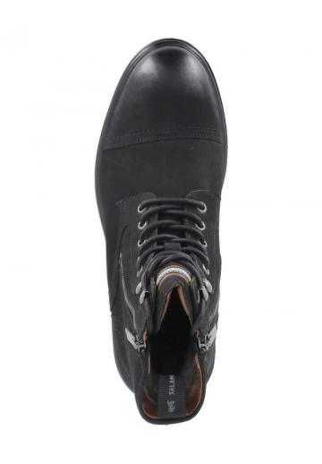 Ботинки на шнуровке