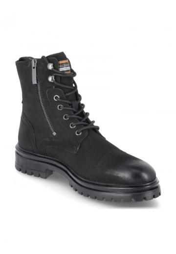 Ботинки на шнуровке