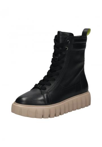 Ботинки на шнуровке