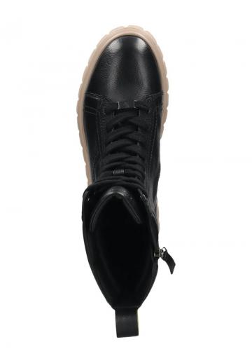 Ботинки на шнуровке